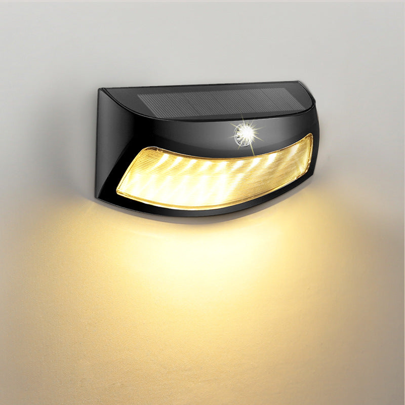 Solar Wall Lamp - IP65 waterproof, auto on/off, LED garden light for paths/terraces.